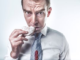 weird eating guy / pexels